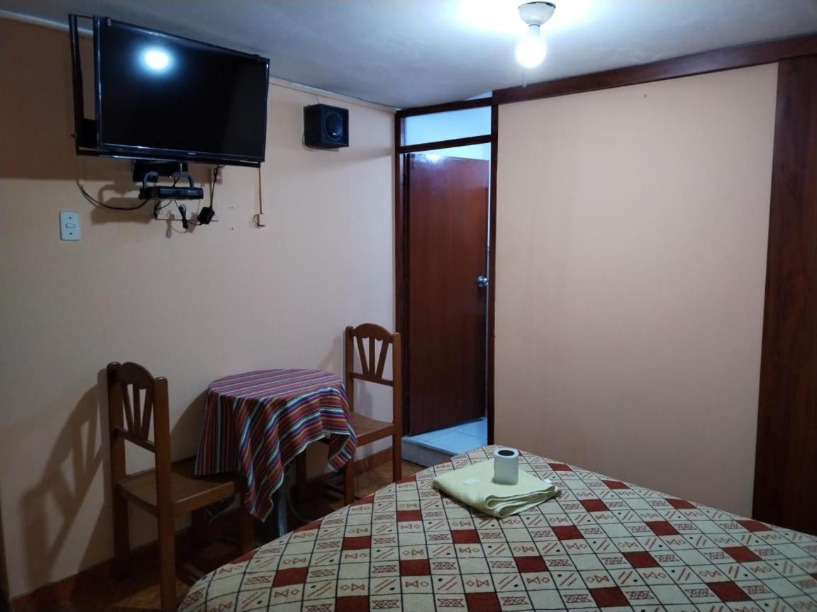 לימה Hostal Turistico El Cajamarquez מראה חיצוני תמונה
